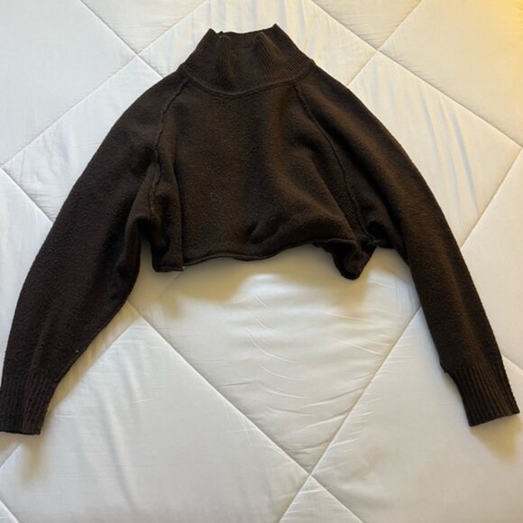 Urban outfitters cropped sweater - Picture 4 of 4